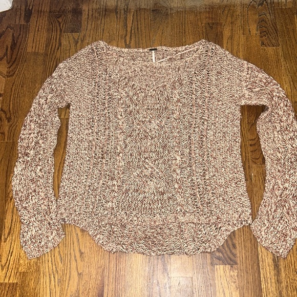 Free People Chunky Knit Scoop Neck Sweater size Large - Picture 1 of 8